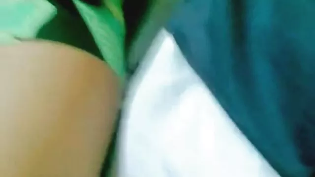 Darmowe porno bez rejestracji Pocałunek armia boi się przy wejściu. gołe ćpki