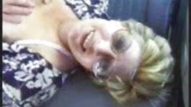 Darmowe porno bez rejestracji Gorący pociąg, kurwa gołe stare cipy
